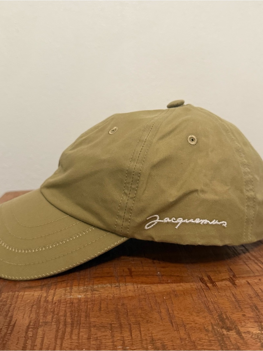 Jacquemus khaki cotton baseball cap with white script logo